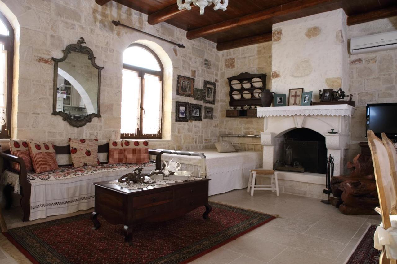 Villa Athina - Irene Country House Ierápetra エクステリア 写真