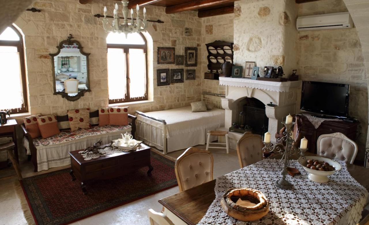 Villa Athina - Irene Country House Ierápetra エクステリア 写真