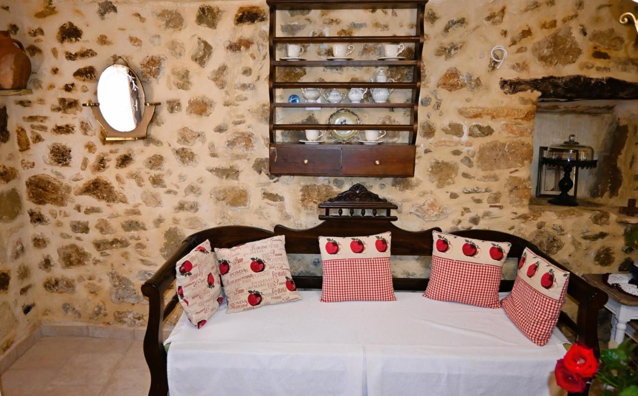 Villa Athina - Irene Country House Ierápetra エクステリア 写真