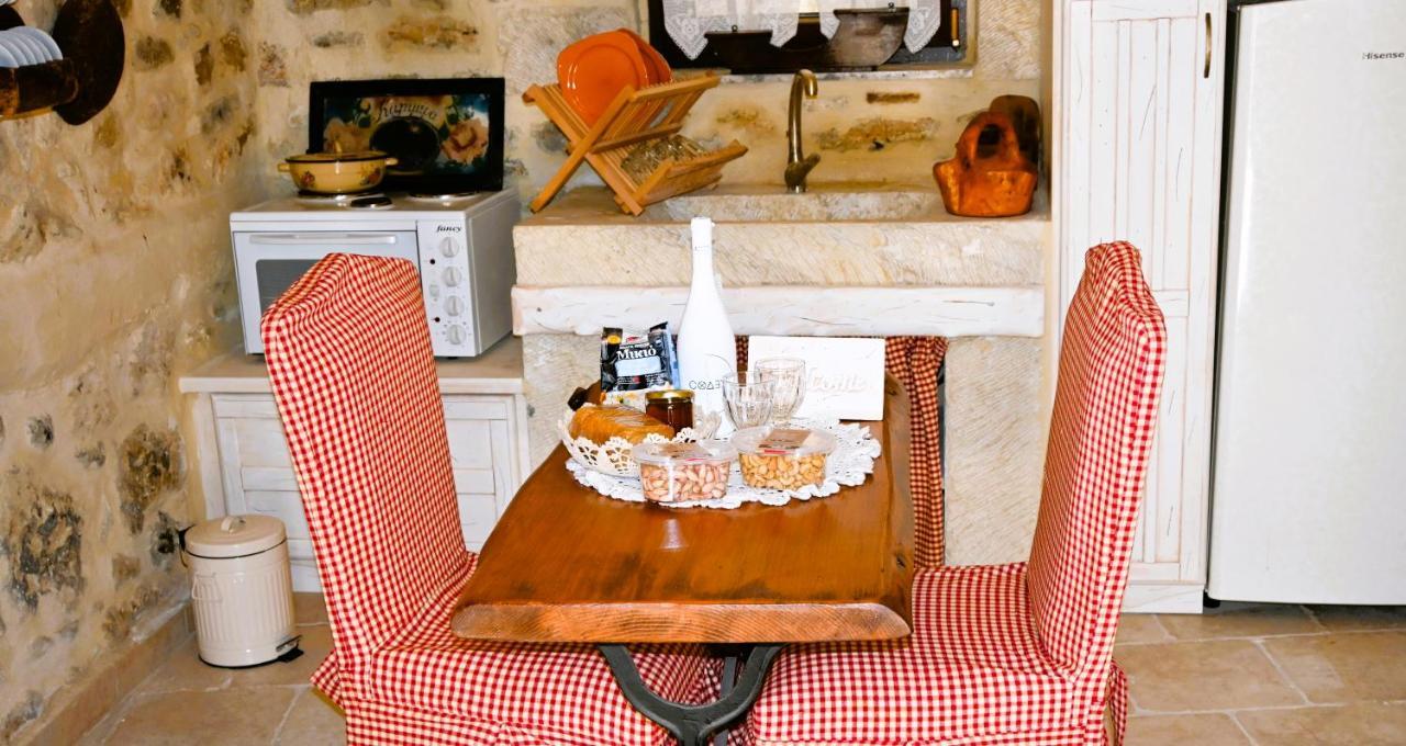 Villa Athina - Irene Country House Ierápetra エクステリア 写真