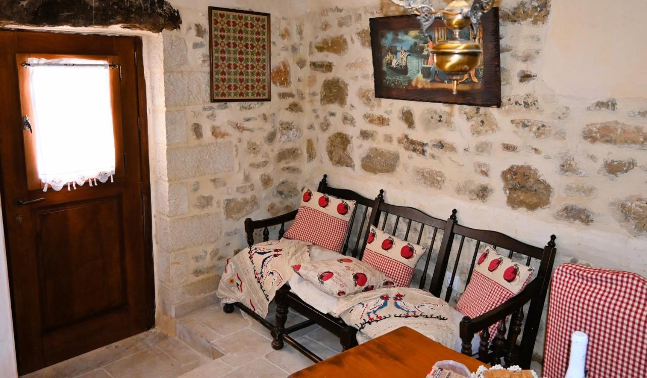 Villa Athina - Irene Country House Ierápetra エクステリア 写真