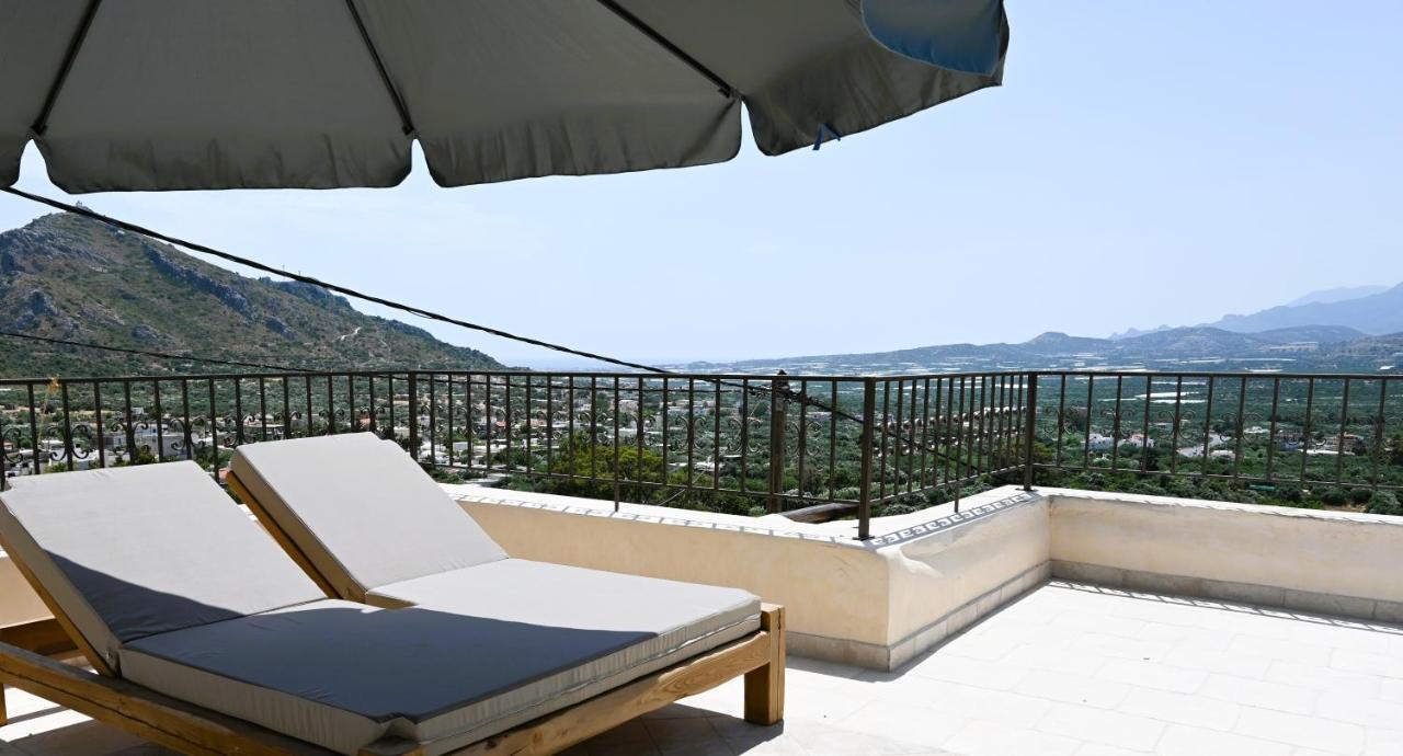 Villa Athina - Irene Country House Ierápetra エクステリア 写真